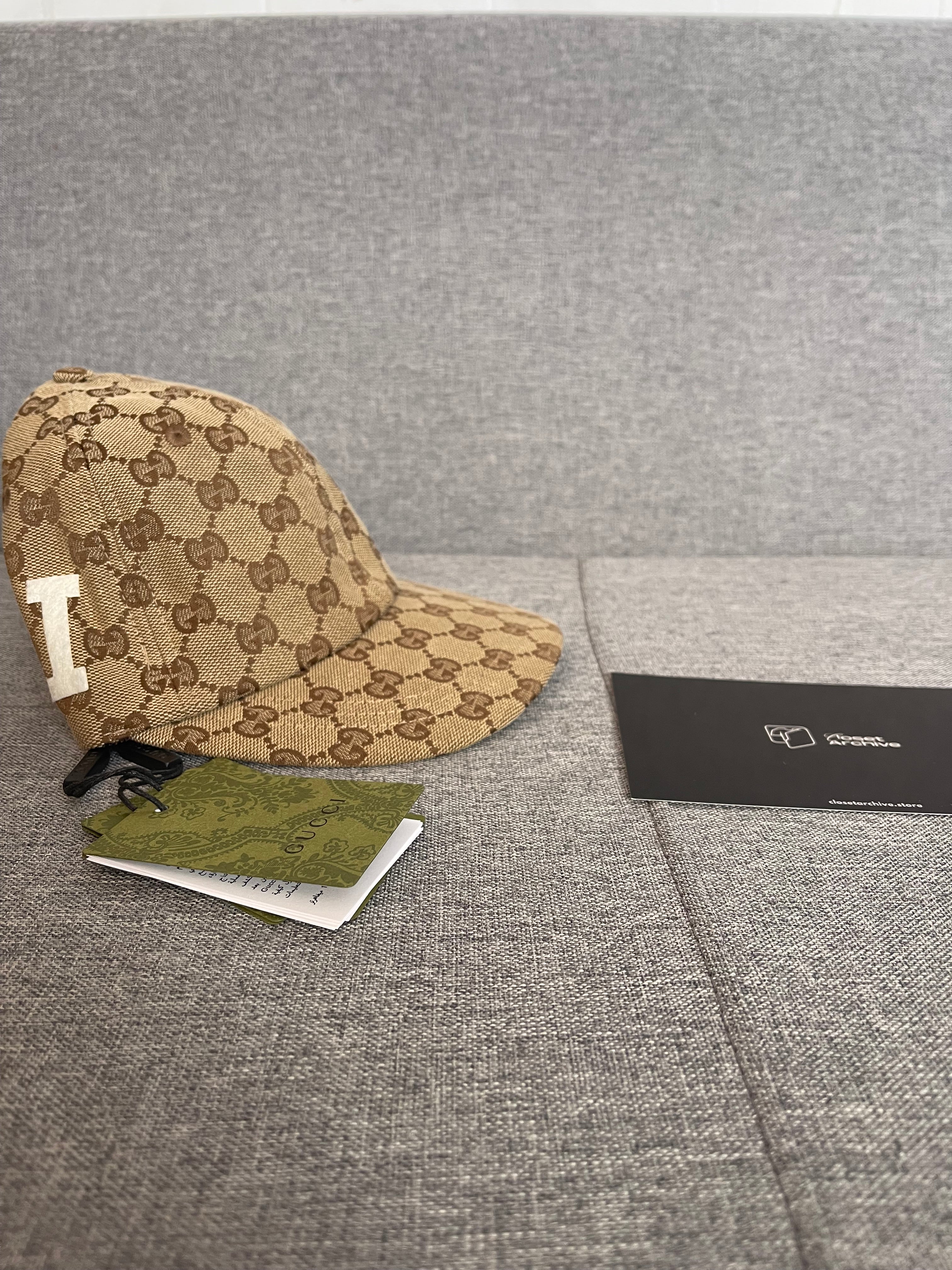 GUCCI GG Canvas Baseball Hat